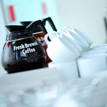 Amaris Hotel Cirebon Kültér fotó