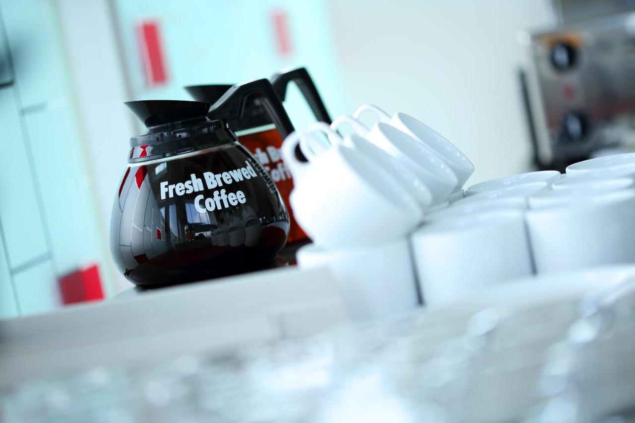 Amaris Hotel Cirebon Kültér fotó