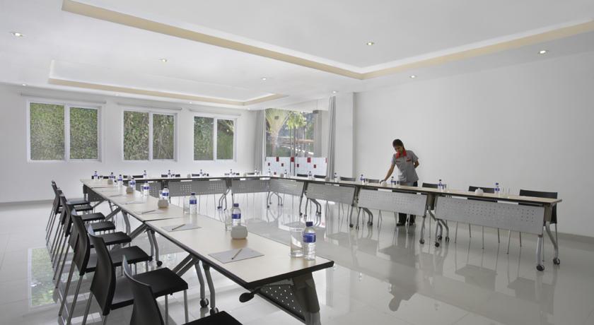 Amaris Hotel Cirebon Kültér fotó