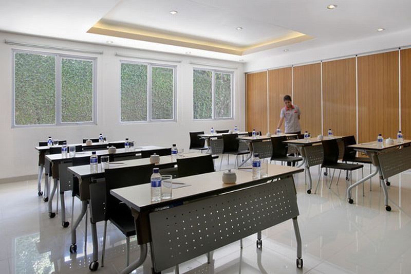 Amaris Hotel Cirebon Kültér fotó